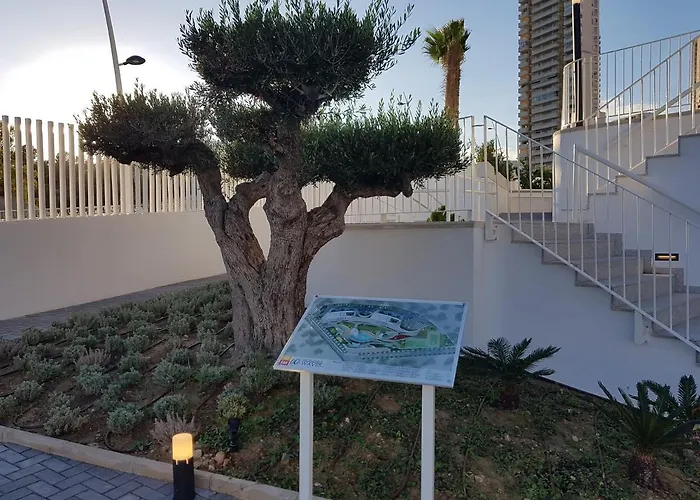Romero Apartments-sunset Waves-benidorm * Benidorm