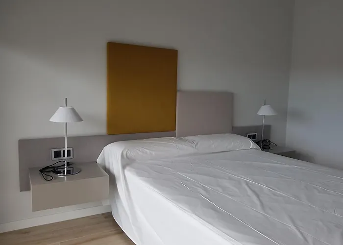 Romero Apartments-sunset Waves-benidorm